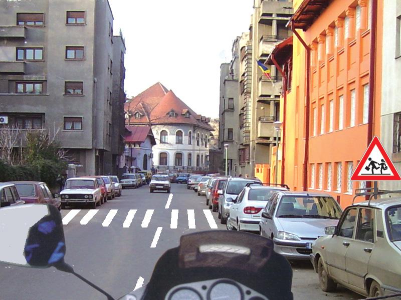 Imaginea 1 a întrebării
